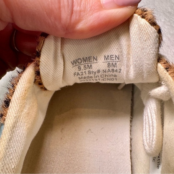 Madewell Sidewalk Low-Top Sneakers in Spotted‎ Calf Hair Faraway Sky Multi 9.5 - Picture 9 of 9